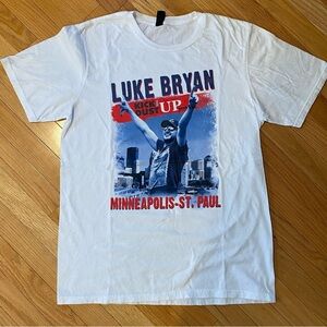 Luke Bryan Kick The Dust Up Tour 2015 Minneapolis St Paul T-Shirt